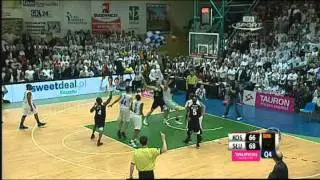 Ostatnia minuta wielkich derbów: AZS Koszalin - Energa Czarni Słupsk 67:69 (12.02.2012)