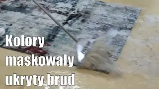 Pranie bardzo brudnego dywanu. Kolory maskowały brud. Pralnia dywan&oacute;w przywr&oacute;ciła mu dawny wygląd.✨