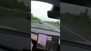 Cheapest Tesla vs Audi S8 on German autobahn!
