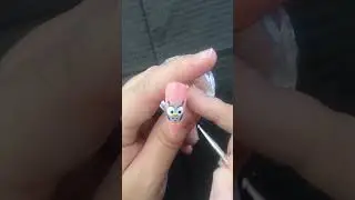 Free handed owl