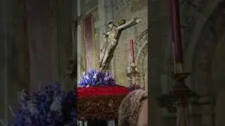 Miércoles Santo: Procesión Cristo de la Paz a su vuelta a iglesia por la lluvia. Don Benito Spain