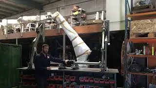 Centre drive rotary actuator lifter system