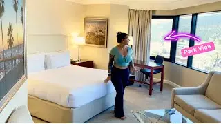 UNIVERSAL CITY HILTON LOS ANGELES HOTEL CORNER KING ROOM TOUR UNIVERSAL STUDIOS PARK VIEW LA
