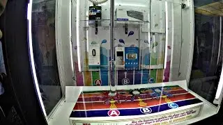 Team Game Play Dunk Tank Prize Redemption Arcade Game! ゲームセンター