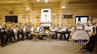Cântece de la obiceiurile de anul nou din Bucovina -Fanfara din Dolhasca