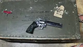 Rossi M988 Cyclops 357 Magnum с боковыми отверстиями