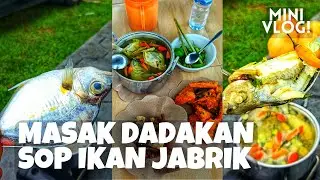 Make an impromptu Jabrik Fish Soup
