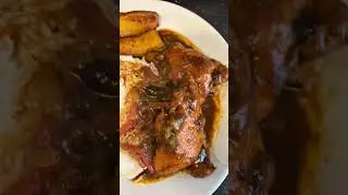Stew Chicken, White Rice & Plantain 🤍#bellyfull #sundaydinner #stew #rice #chicken #caribbeanfood