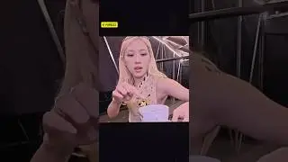 Rose drinking milk tea ☕#rose #blackpink #shorts