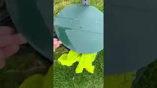 Day In The life Of A Professional Pooper Scooper 🐕💩