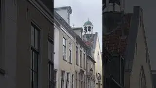 Leeuwarden, de luidklok van de waalse kerk.