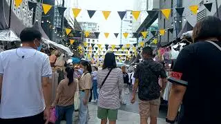 walking chilling along Siam center after open country 2021