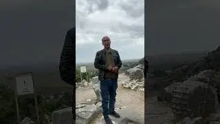 Огромный храм в древности