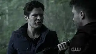 William and Roy Find Olivers Bow | Arrow 7x02 | The Longbow Hunters