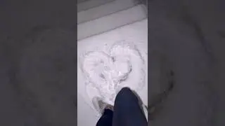 Let it snow ❄️ ❤️ #snow #snowing #winter #heart