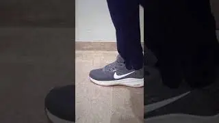 Test Sneakers vs Toys  | Smashing Toys