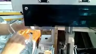 pad printing machine printing eyeglasses