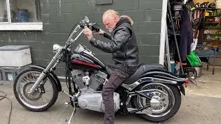 Installing the 422 Progressive shocks on the 2007 Harley Davidson Softail Standard.