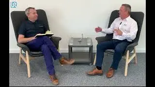 Cobot Weekly ┃ EP3┃How to Use A Suction Cup,  Cobots used in Biology, Talking to Martin Kidman