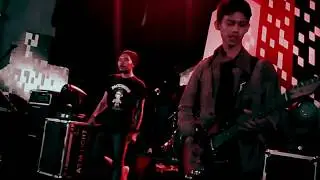 MUSE - Panic Station Live Cover by OVERFLOW BAND at Super Adventure CSB Mall Cirebon
