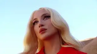 CHLO&Euml; BLACK - GODLESS (Visualizer)