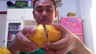 Buah naga kuning