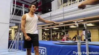 Working out at Sats sportpalatset - Daniel Flefil