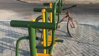 Cléo Fueza fiscalizando praça do lado do Colégio Aberlado em Tobias Barreto-SE