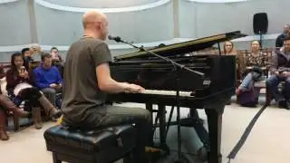 Isaac Slade, from The Fray, singing How to save a life at HBS