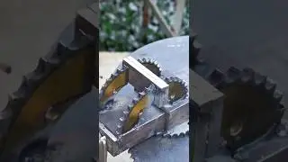 Making a vise for metal work #diymetal #diyprojects #automotivetools #craftsmanship #toolparts
