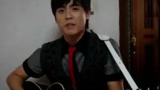 Derrick He Weijian sang 郭富城- 等我回來.