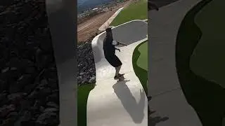 Private backyard pump track