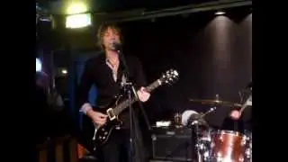 &Aring;hman band p&aring; Kings Arms