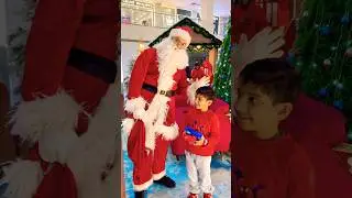 Anant k liye 🎅🎄santa laya gift 🎁 🤗 merry christmas 🍫🍫