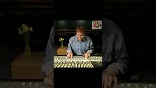 The Who - Keith Plays along with Vocals (Who's Next Documentary)