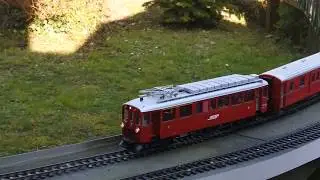 G Scale RhB Railcar converted to battery power and radio control
