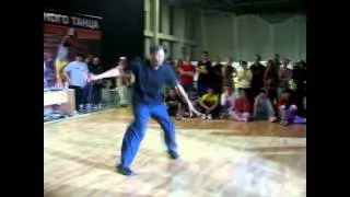 Caleaf house dance judge showcase in Ukraine