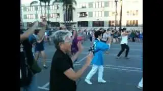 Michael Jackson - Japanese Obon Dance.MOV