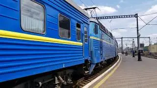 🇺🇦 UltraHD 4K Електровоз ЧС8-009 з поїздом&nbsp;EN 54 