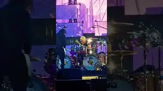 Foo Fighters insane drummer Josh Freese Abu Dhabi #shorts #drummer #foofighters #abudhabi #band