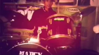 band indie(Auto25- setia cinta)