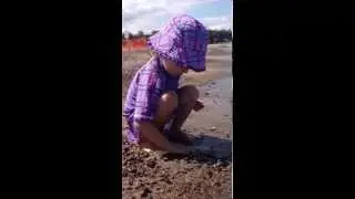 Making Sand Pie