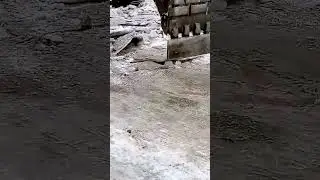 The process of clearing snow from the road surface   good tools and machinery can increase work effi