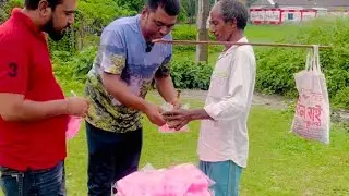 আমি চেষ্টা করি মানুষের পাশে থাকার জন্য।।