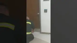 Under the Door Tool 1