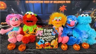 Sesame Street 🎃 FIVE LITTLE PUMPKINS ON SESAME STREET 🎃 Read Along With KD Productions