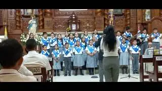 Duerme, duerme mi Jesús. Villancico de Coro de Colegios Madre Velarde. Moyobamba - Perú.