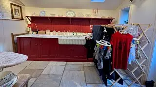 How I Keep On Top Of Laundry In Just 10 Minutes A Day 🧺 | No More Overwhelm #laundryroutine
