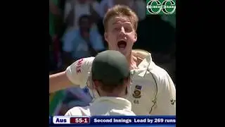 Morne Morkel Most Dangerous Bouncer Vs Phil Hughes - Out Or Not Out?