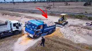 Amazing New Project!! Recovery truck techniques Bulldozer helps push stuck car